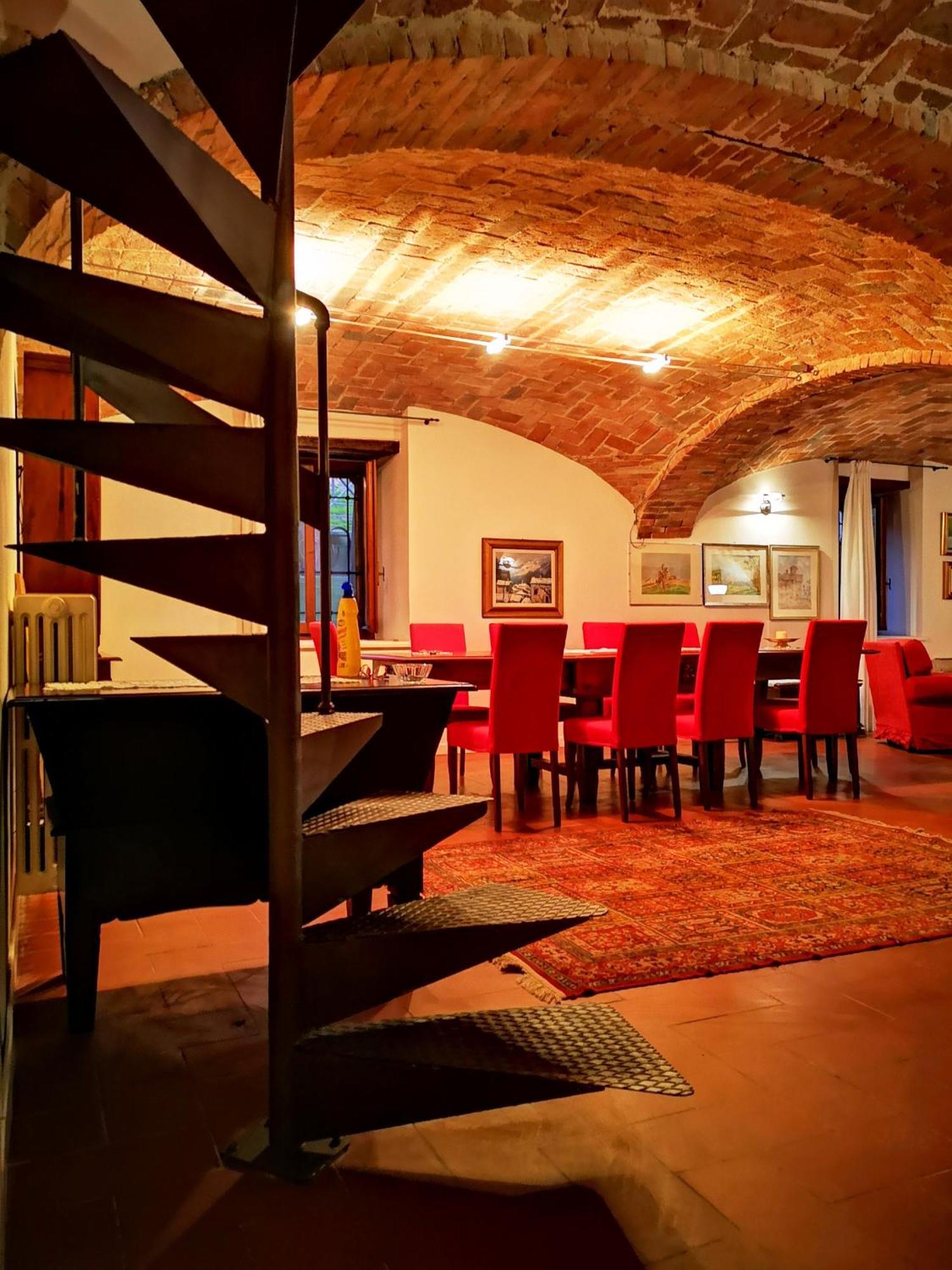 Casa Del Canta Borgomale Екстериор снимка