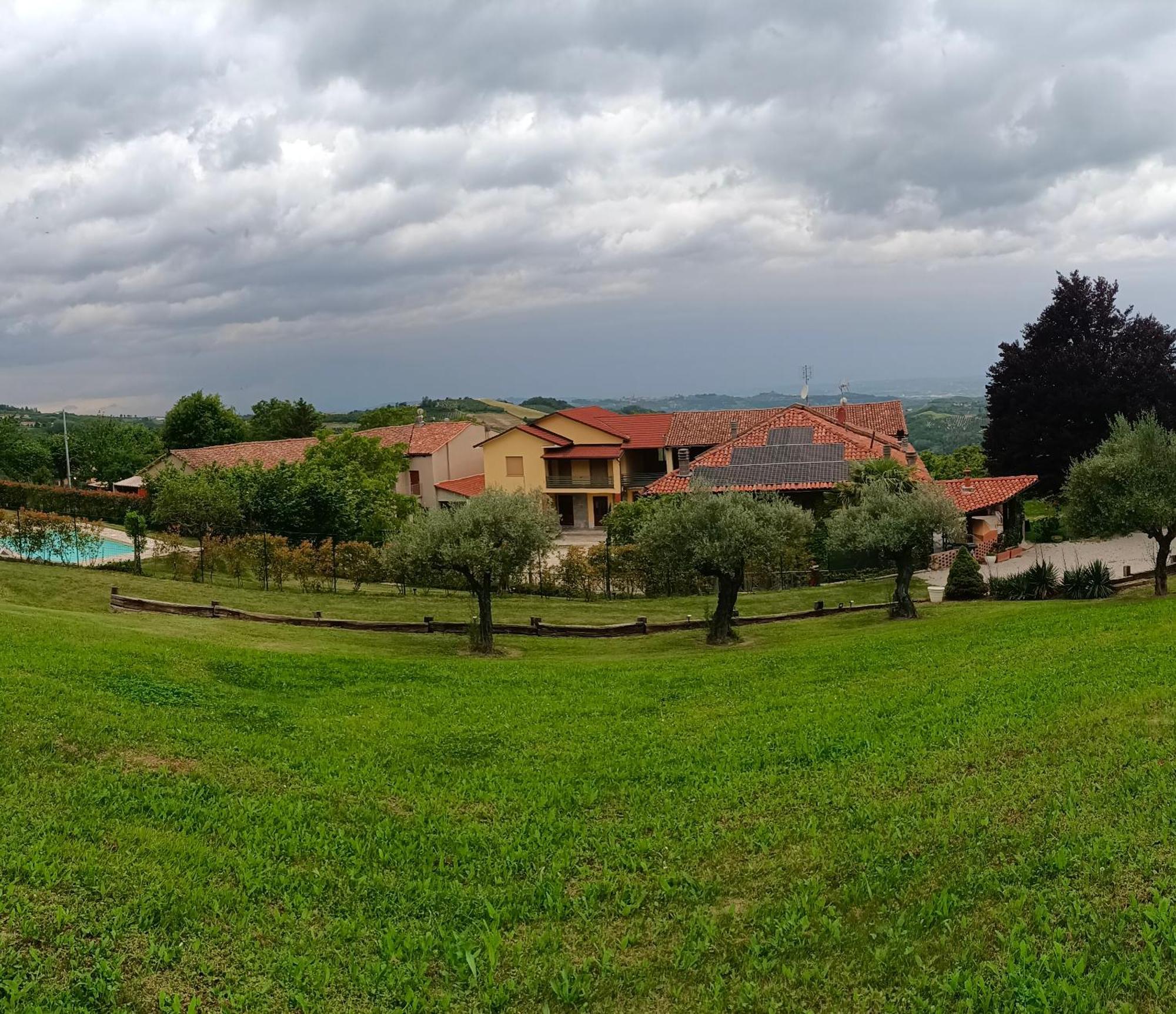 Casa Del Canta Borgomale Екстериор снимка