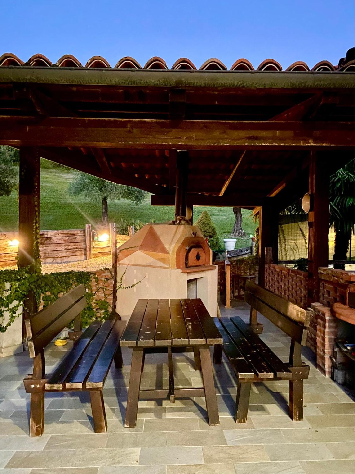 Casa Del Canta Borgomale Екстериор снимка